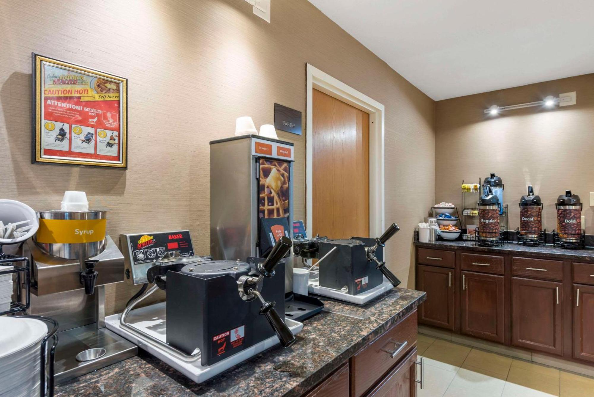 Comfort Inn & Suites Black River Falls I-94 Zewnętrze zdjęcie