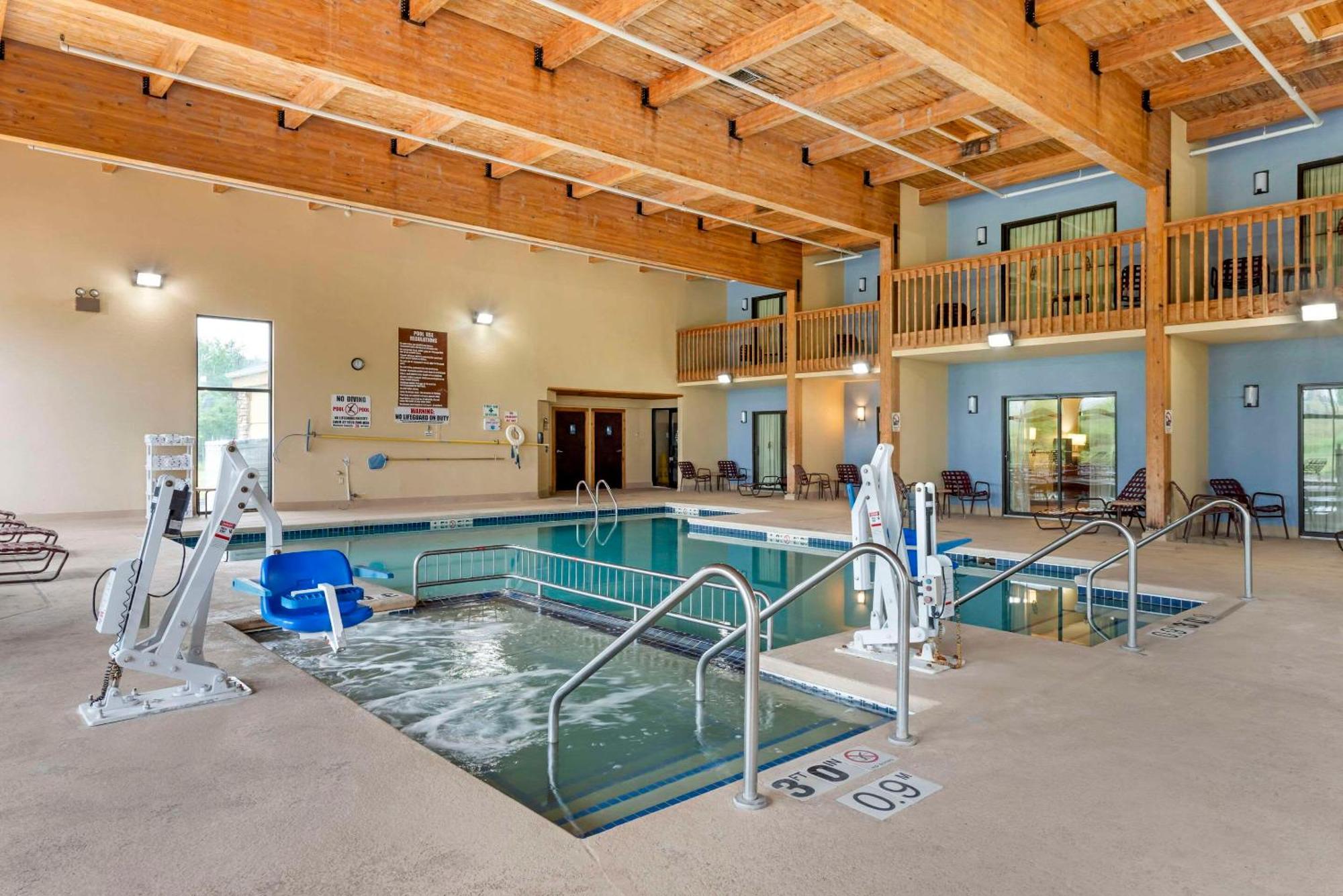 Comfort Inn & Suites Black River Falls I-94 Zewnętrze zdjęcie