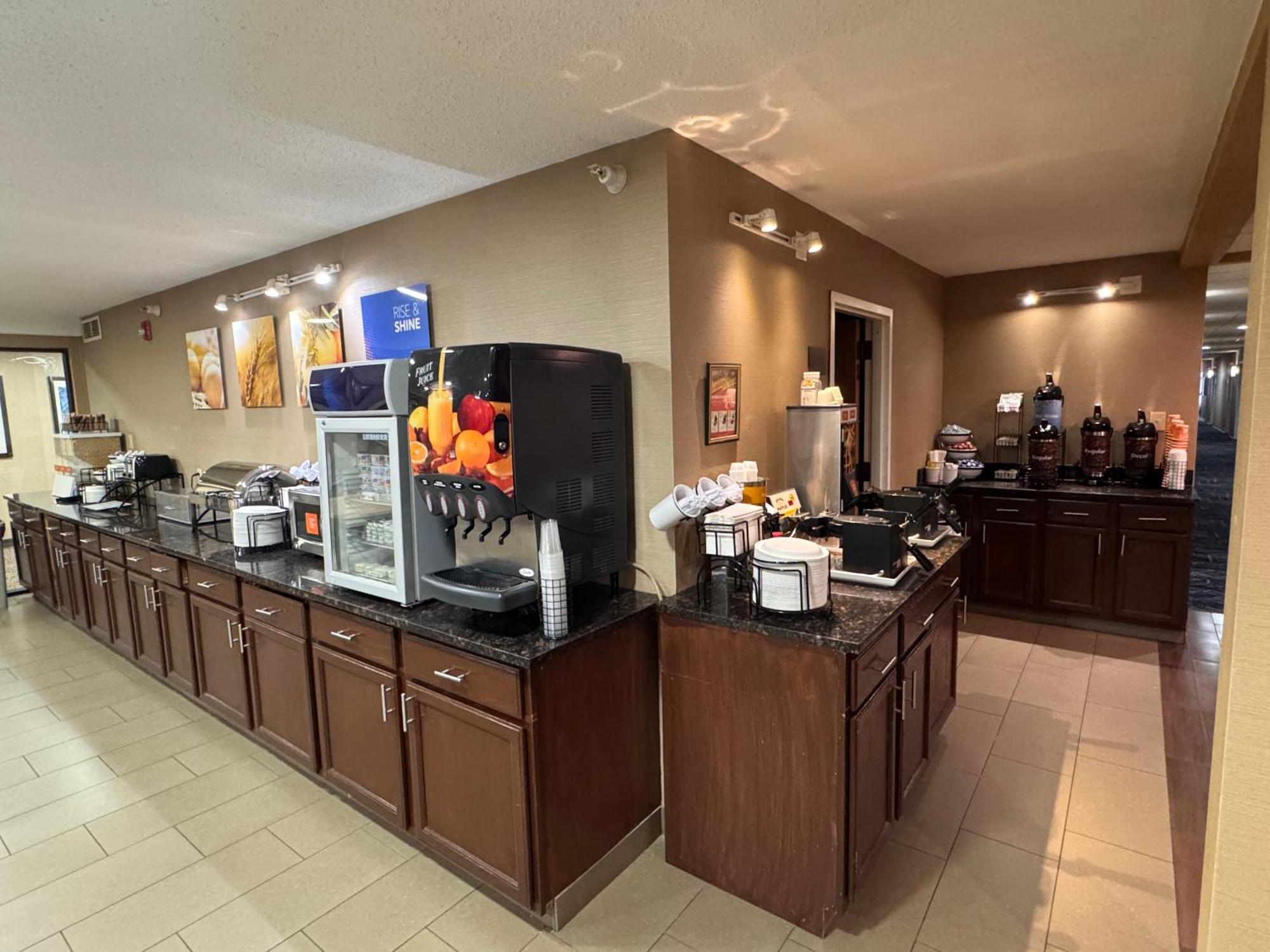 Comfort Inn & Suites Black River Falls I-94 Zewnętrze zdjęcie